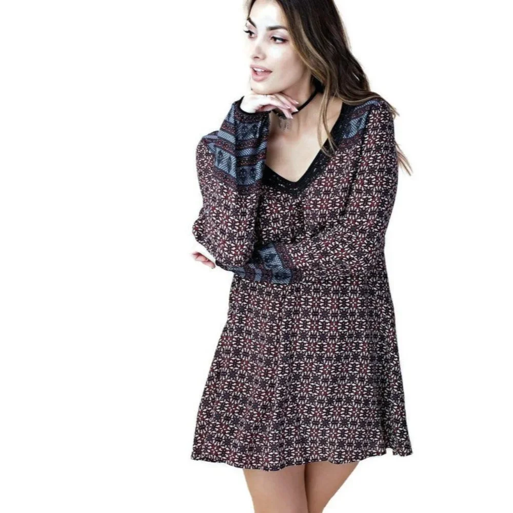 Kori America Border Print Swing Dress, Maroon - Picture 3 of 4